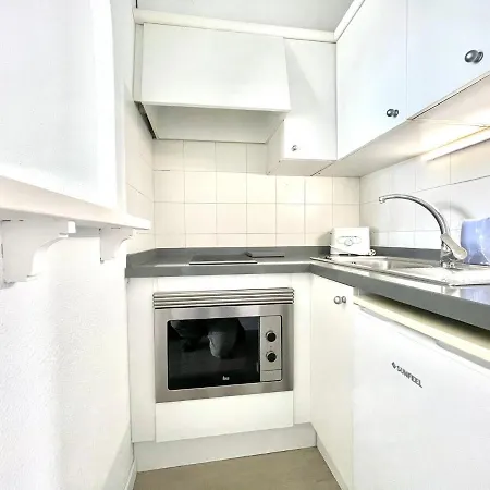 公寓 Nice Studio With Wifi, Pool, Near The Beach In Los Cristianos, Tenerife Sur *