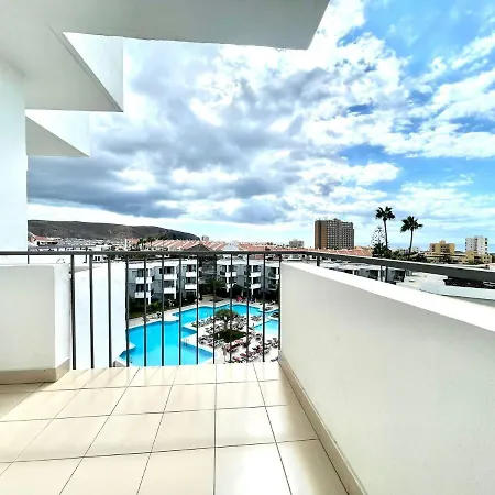 公寓 Nice Studio With Wifi, Pool, Near The Beach In Los Cristianos, Tenerife Sur *