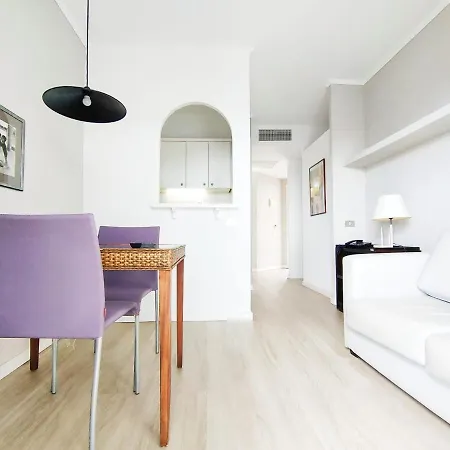 Nice Studio With Wifi, Pool, Near The Beach In Los Cristianos, Tenerife Sur *
