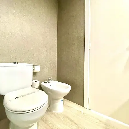 Nice Studio With Wifi, Pool, Near The Beach In Los Cristianos, Tenerife Sur Appartamento *